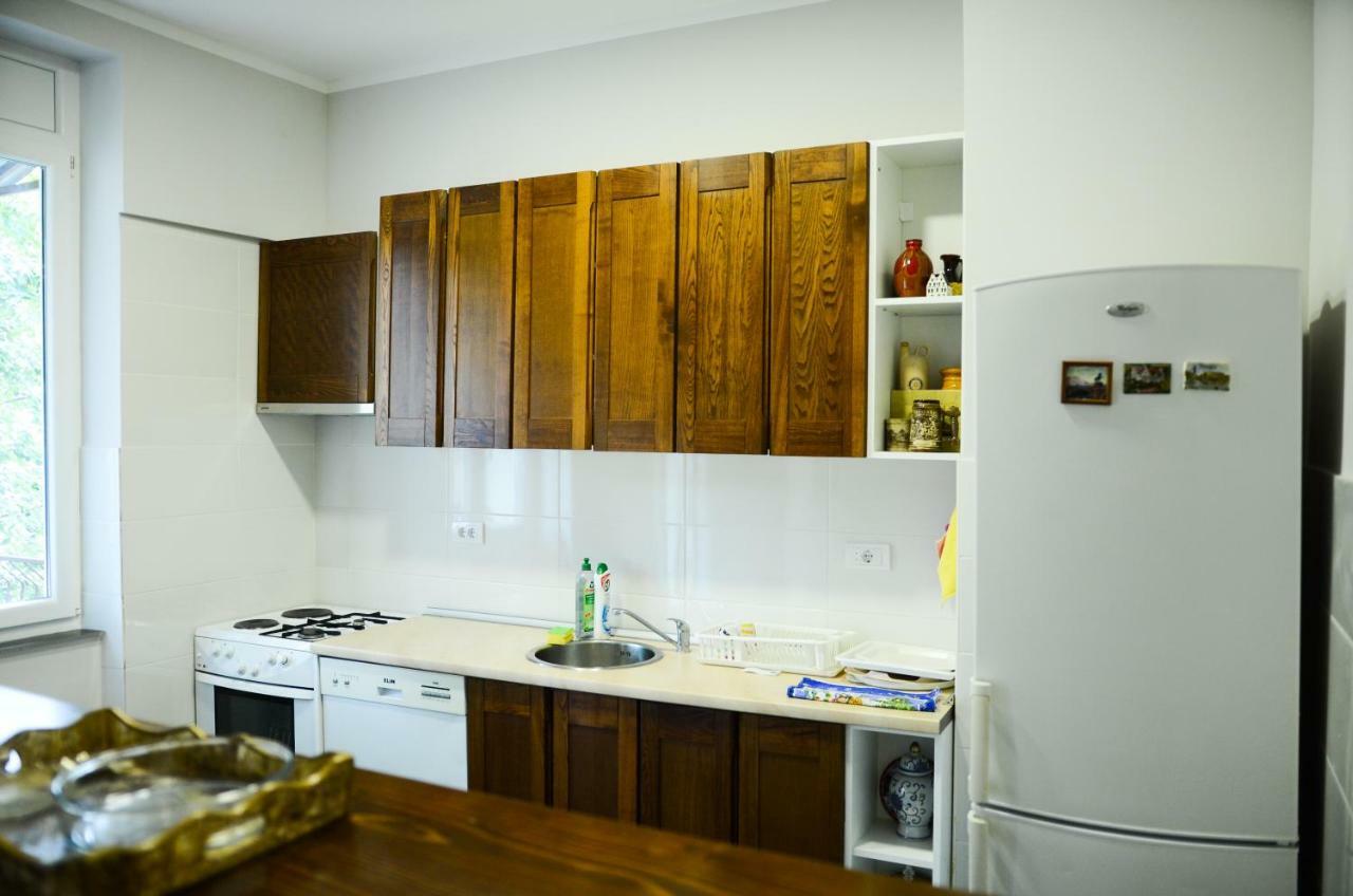 Downtown Apartment In Walk Zone With 3 Bedrooms And Garage Нови-Сад Экстерьер фото